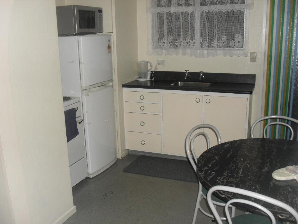 Bay Beauty Motel Napier Room photo